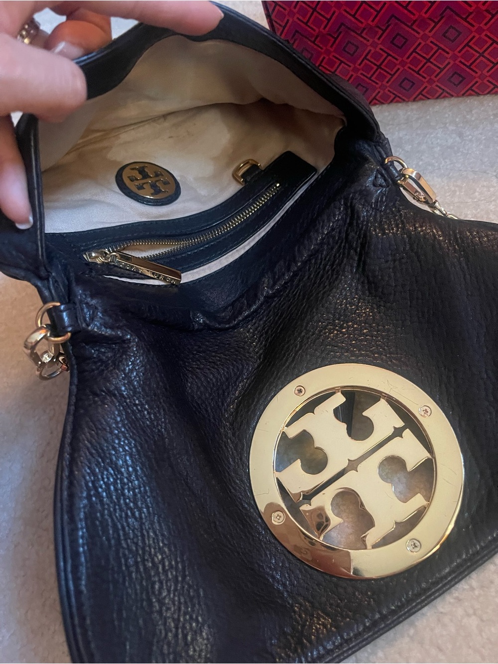 Tory Burch Black Leather Crossbody with Gold Logo Accent - Picture 4 of 4